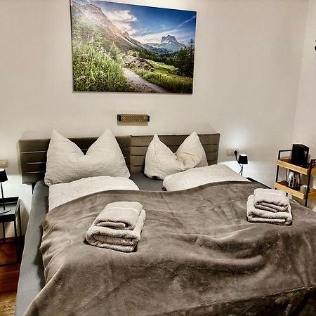 Lechtaler Alpenblick Landeck - Privatzimmer & Ferienwohnung Εξωτερικό φωτογραφία