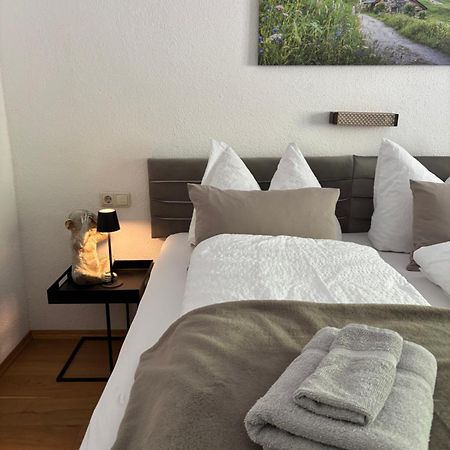 Lechtaler Alpenblick Landeck - Privatzimmer & Ferienwohnung Εξωτερικό φωτογραφία
