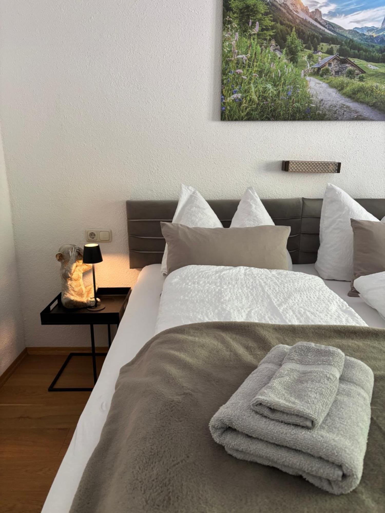 Lechtaler Alpenblick Landeck - Privatzimmer & Ferienwohnung Εξωτερικό φωτογραφία